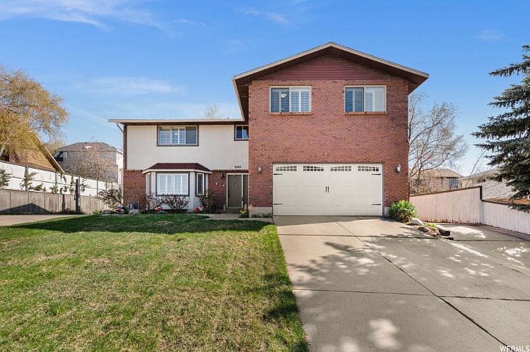 1st image of 2260 E Somerset Dr