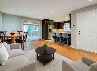 52 Longwood Rd N, Hamilton, ON L8S 3V4