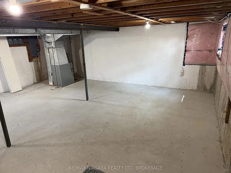 21 Woodlawn Rd #1 — Photo 11