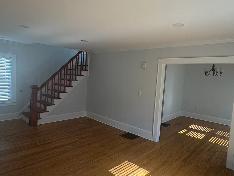 317 Brookfield Rd — Photo 2