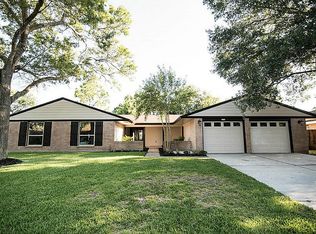 1710 Neptune Ln, Houston, TX 77062