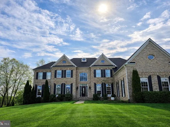16720 Falconhurst Dr, Purcellville, VA 20132