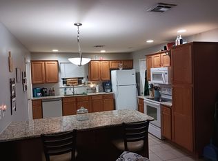 3002 Hillcrest Dr, Enid, OK 73701