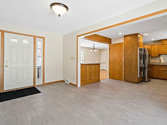 4th image of 7433 12th Ave S