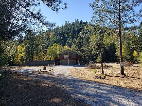 3rd image of 156 Golden Creek Ct