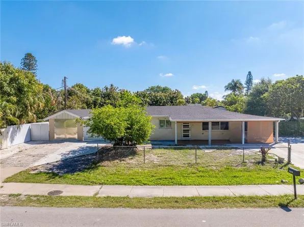 5278 Floridan AVE, NAPLES, FL 34113
