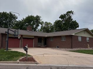 310 Meadowlark Dr, Lyons, KS 67554