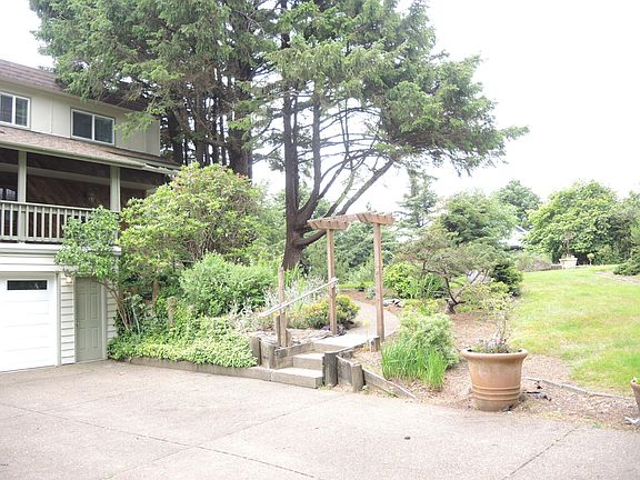 4th image of 1955 NW 51st St