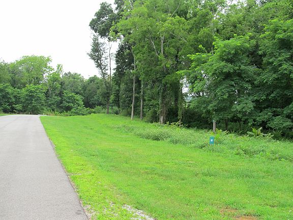 4th image of 193 E Shore Dr