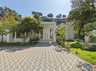 1860 Loma Vista Dr, Beverly Hills, CA 90210