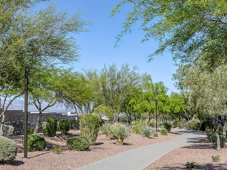 10847 Iona Island Ave — Photo 43