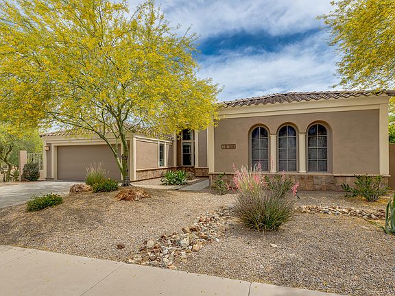 2nd image of 18198 W Las Cruces Dr
