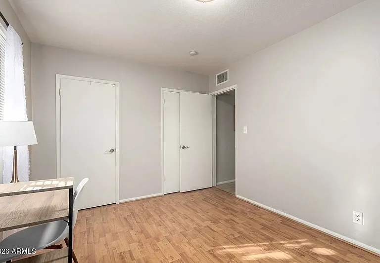 1412 W 7th Pl — Photo 7