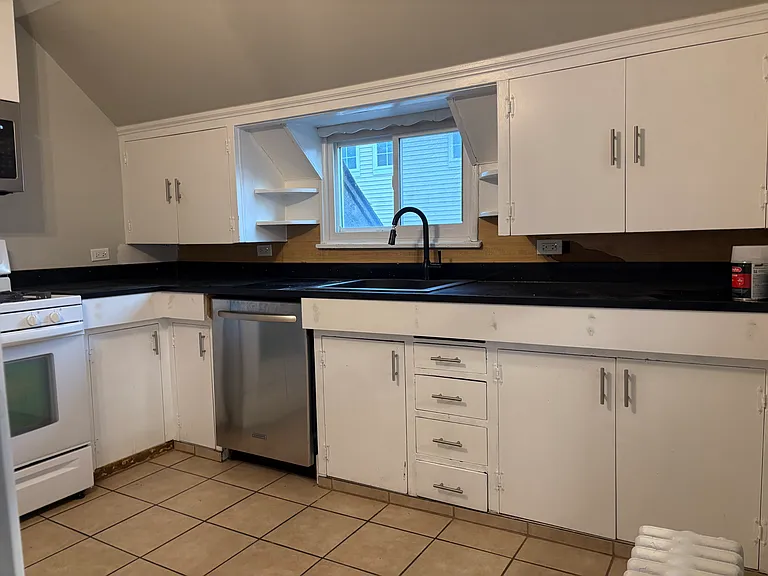 232 S Central Ave #2 — Photo 7
