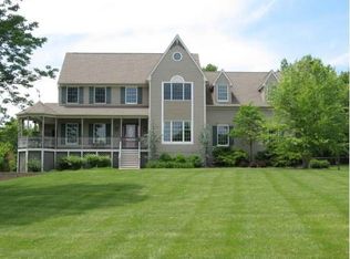 4 Knoll Tavern Rd, Flemington, NJ 08822