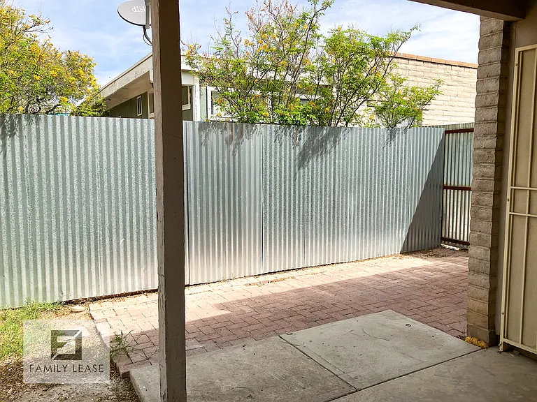 3646 E Blacklidge Dr #9 — Photo 10