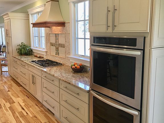 Easy reach drawers!