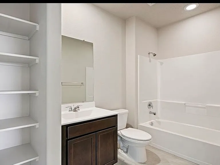 10520 Serafina Way SW — Photo 9