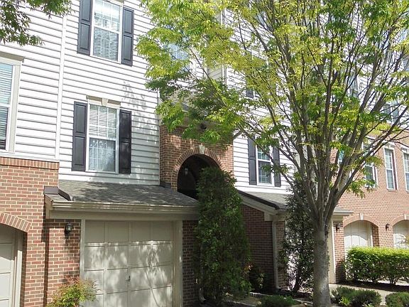 2nd image of 4657 Longstreet Ln APT 301