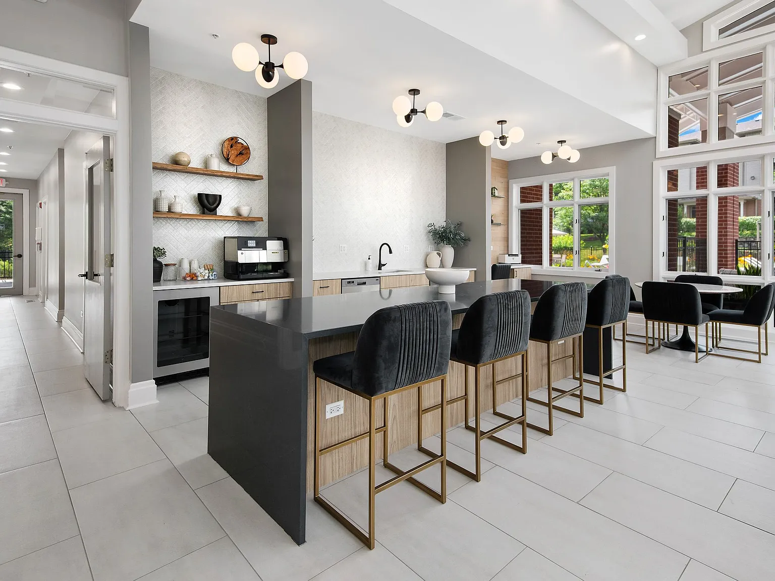 Thornberry Woods Apartment Homes — Photo 4