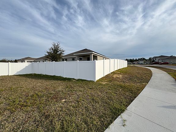 4th image of 16408 Fernridge St