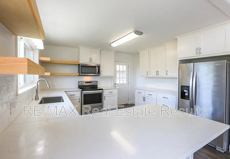 42 Hope Dr — Photo 12