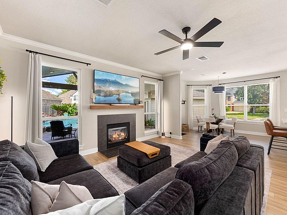 4th image of 20606 Cypress Tree Ln