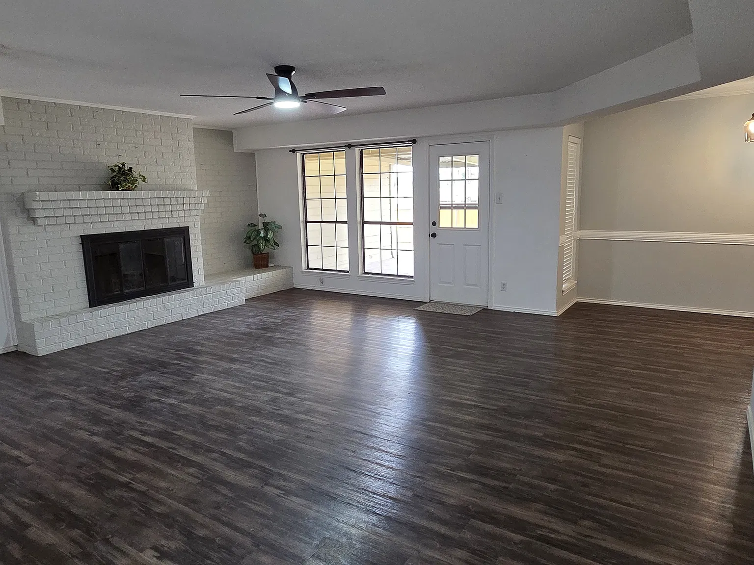 3 bed, 1639 sqft, $2,000 — Photo 2