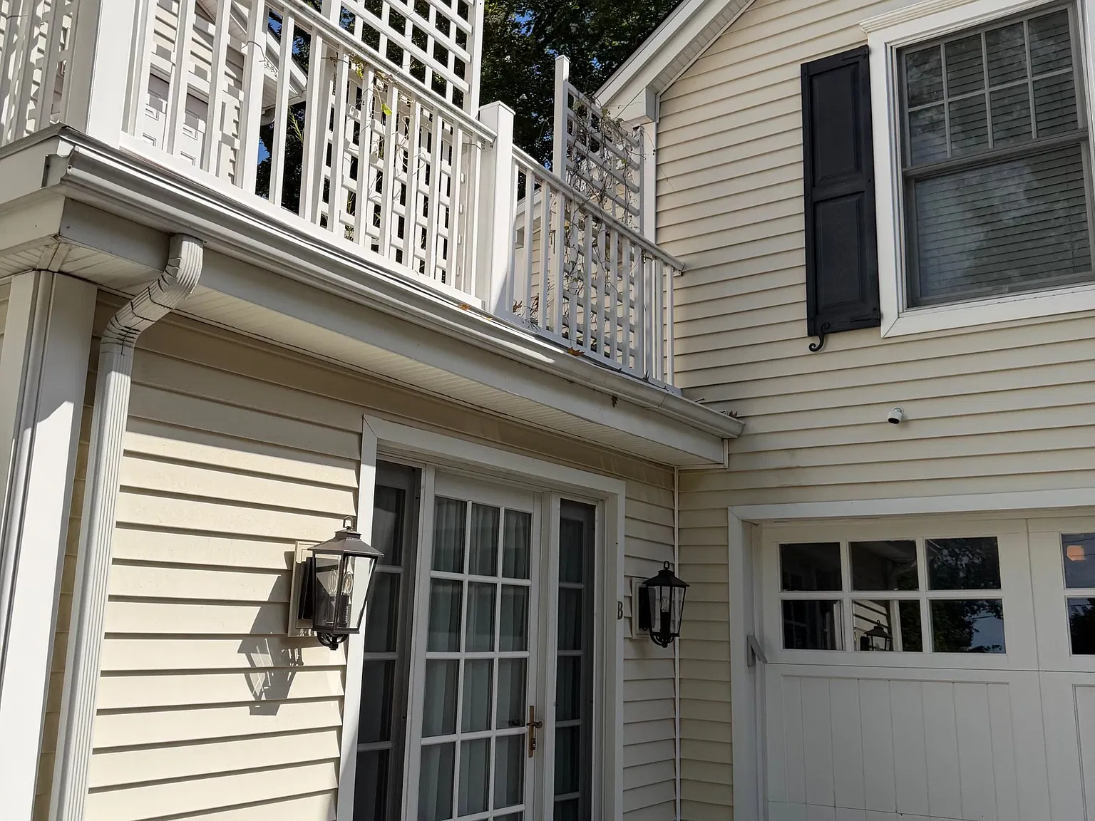 Mead Ave, Greenwich — Photo 1