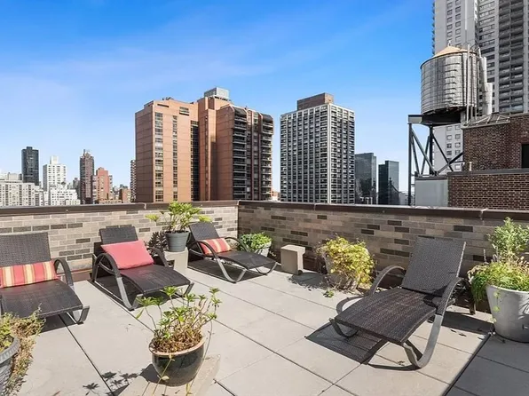 225 East 57th Street 4S image 8 of 8
