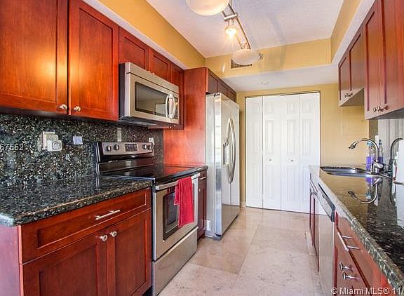 4th image of 3500 Mystic Pointe Dr APT 806