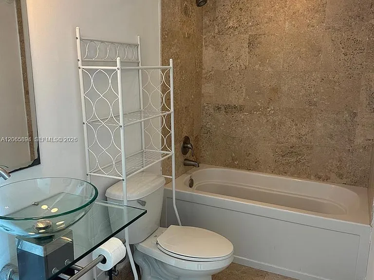350 S Miami Ave #2913 — Photo 12