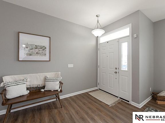 4th image of 1112 Hardwood Dr