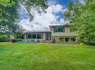 230 Southridge Rd, Fort Wayne, IN 46825