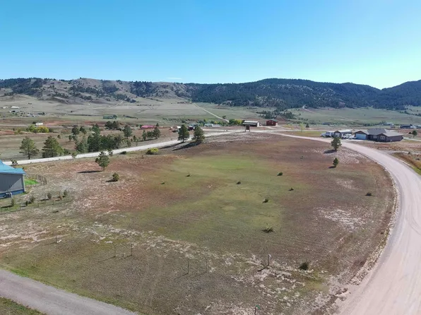 Sapphire Ln, Hot Springs, SD 57747