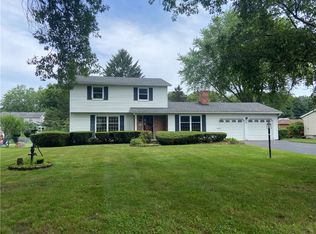 86 Rocmar Dr, Rochester, NY 14626
