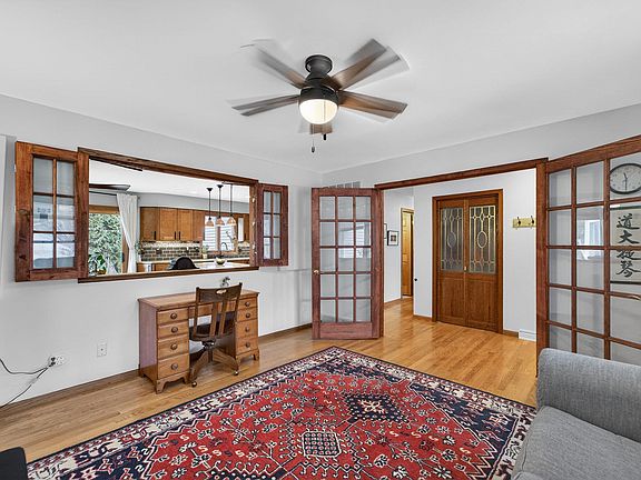 4th image of 502 Nichols Rd