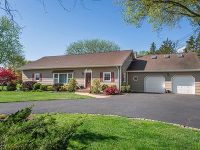 18 Stonewyck Dr, Hillsborough, NJ, 08844