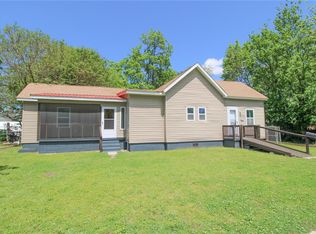 211 Almond St, Poplar Bluff, MO 63901
