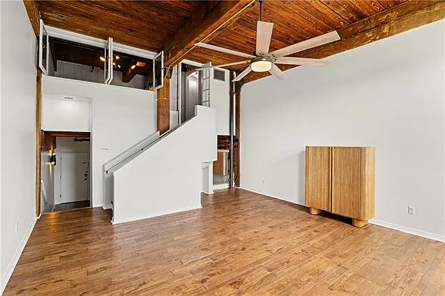 1107 S Peters St #414 — Photo 4