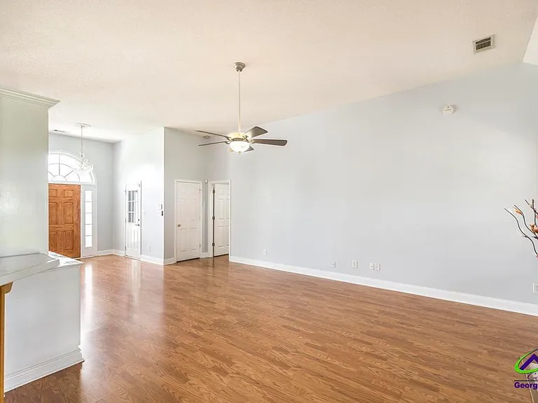 217 Sedgebrooke Dr — Photo 11
