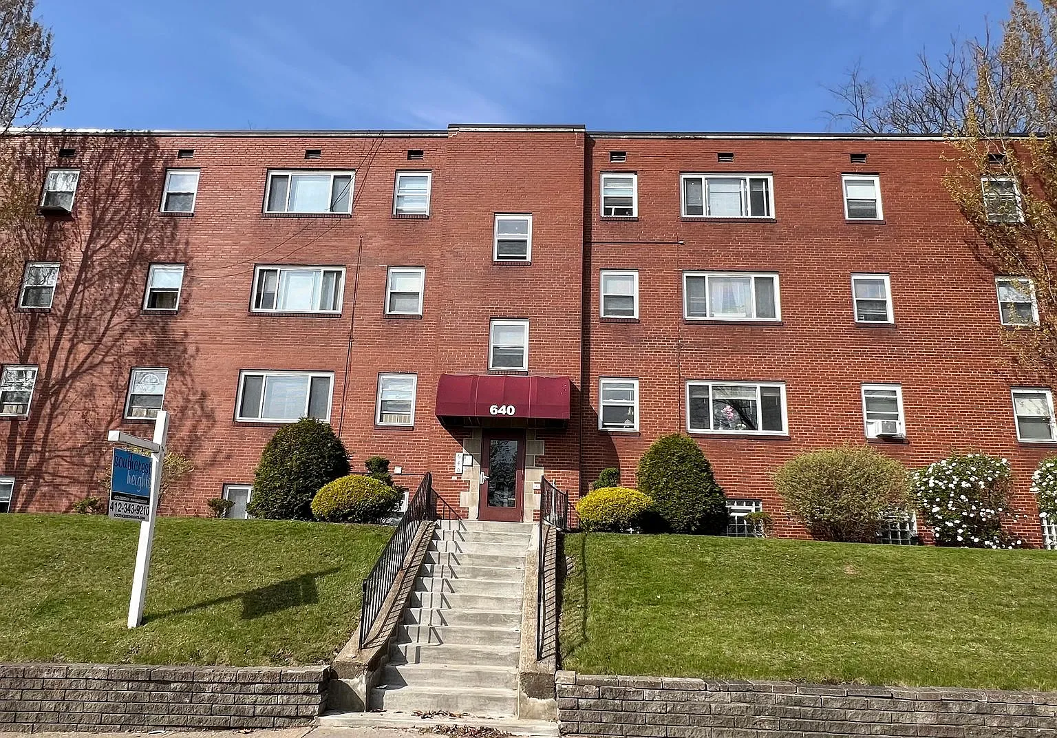(640) Southcrest Heights Apartments — Photo 1