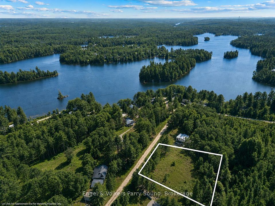 1st image of 40 Miller Dr