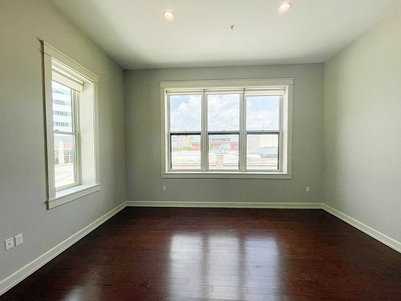 3rd image of 107 E Michigan Ave APT 302
