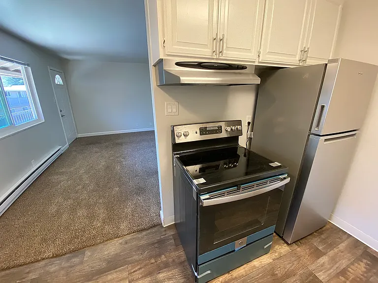 Mosaic Apartments — Photo 3