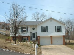 13 Linda Ln, O'Fallon, MO 63366