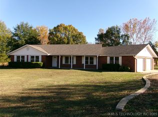 31040 S Lona Valley Rd, Kinta, OK 74552
