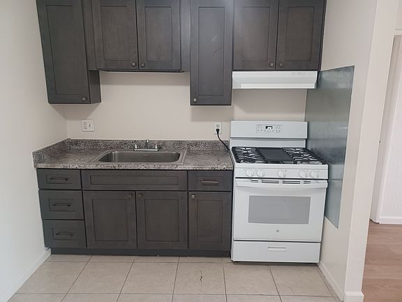 3rd image of 1955 Grande Cir APT C