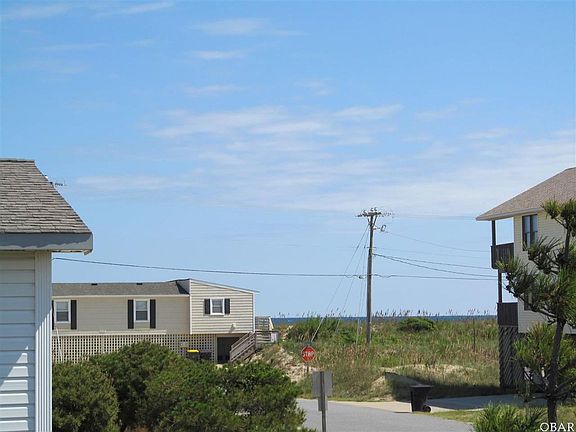 5th image of 204 Sea Village Ln