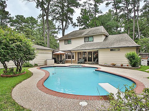 2nd image of 15615 Grovespring Dr